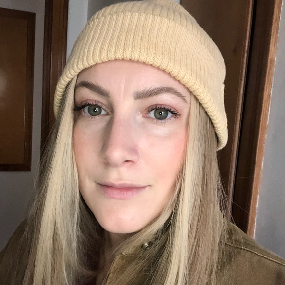 Meet your Posher, Shaniel - Picture 1 of 1